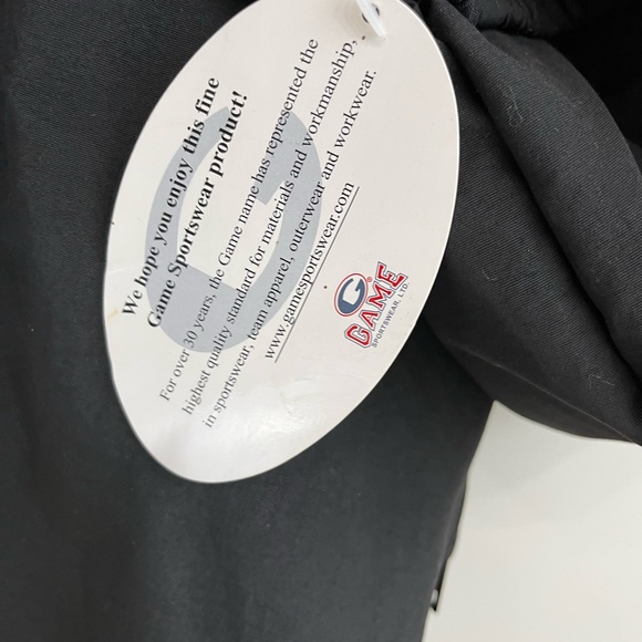 New Game Sportswear Mystic Windbreaker Jacket in Red Black - Picture 4 of 6